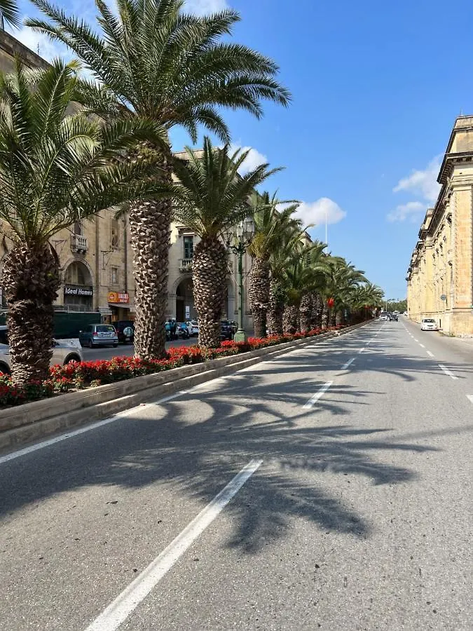 Valletta Waterfront 2 Beds Flat By Arcobnb Floriana Malta