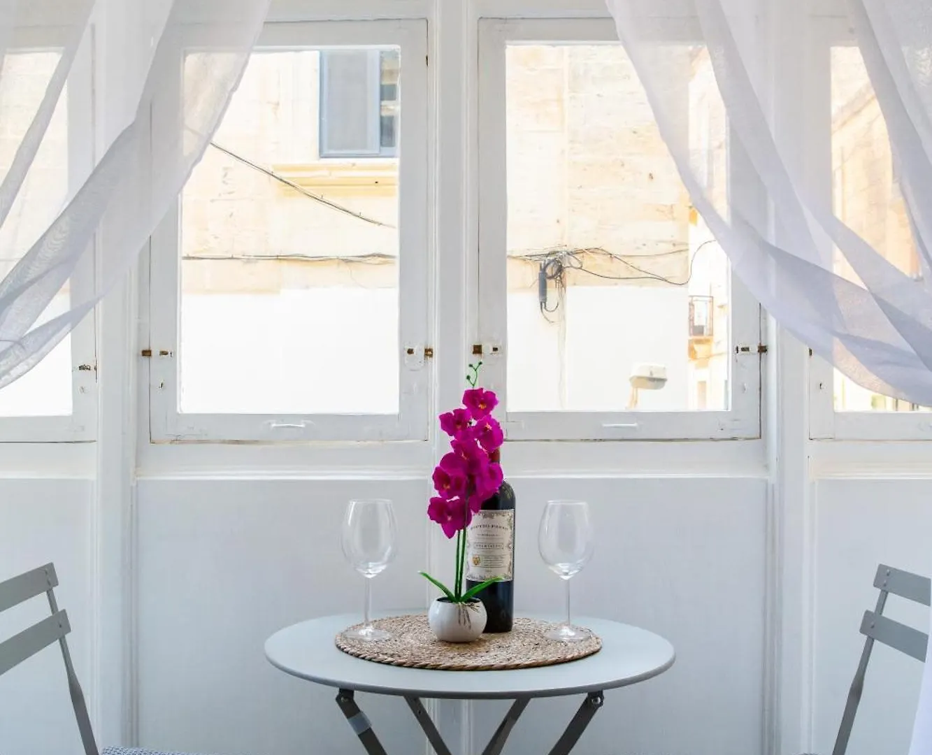Valletta Waterfront 2 Beds Flat By Arcobnb Floriana